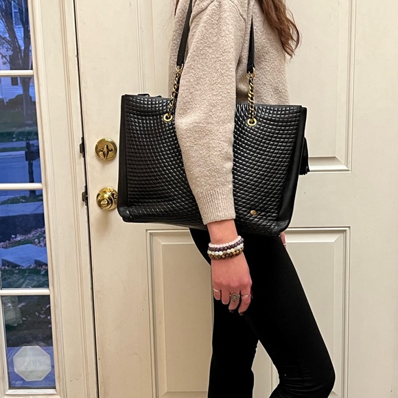 Authentic Bally Black Quilted Lamb Skin Purse - Picture 16 of 16